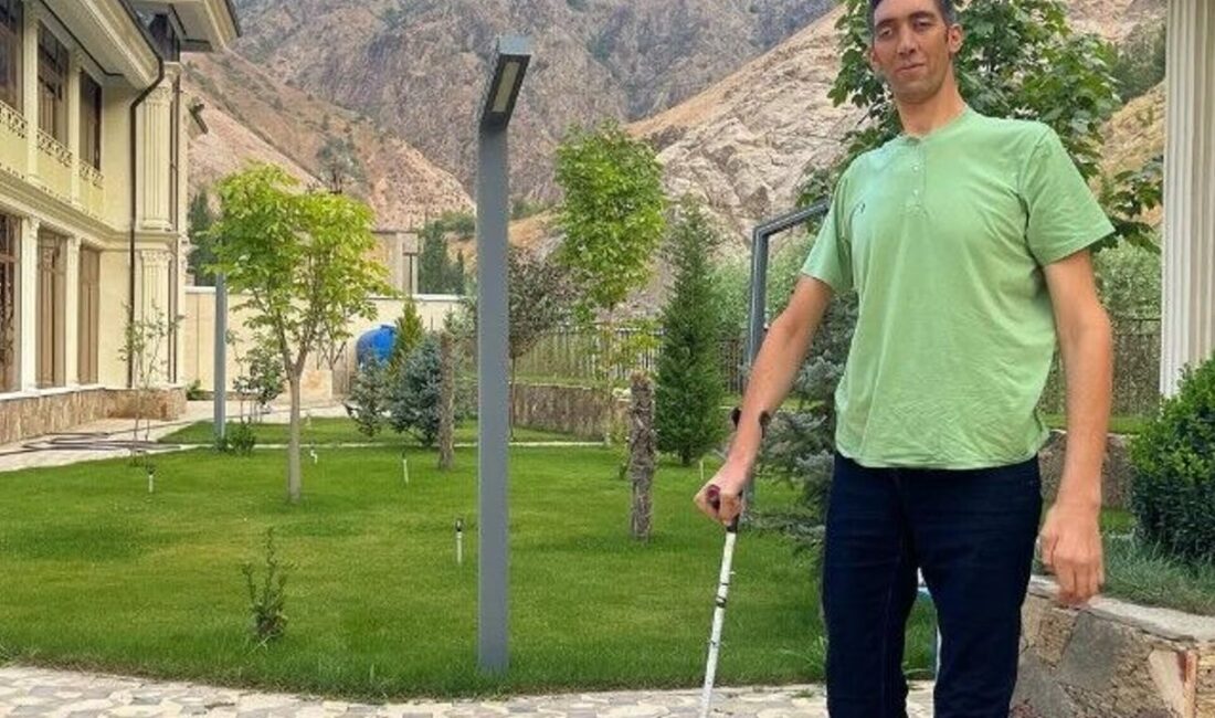 Dünyanın yaşayan en uzun boylu insanı unvanını taşıyan Sultan Kösen,