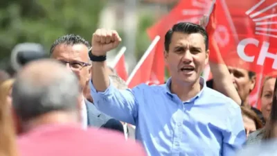 Manisa’da mimarlık kariyeri, sivil toplum çalışmaları ve siyasi yükselişiyle adından