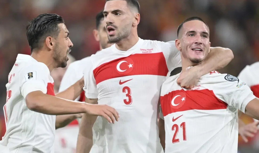 Galatasaray, ara transfer döneminde sonuçlandıramadığı Deniz Gül transferi için yeniden