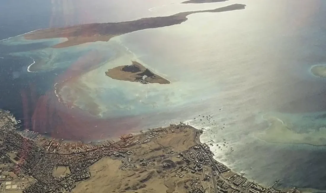 İran Devrim Muhafızları Ordusu Deniz Kuvvetleri Komutanı Ali Rıza Tengsiri,