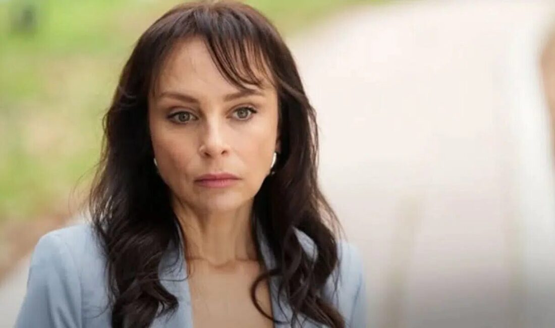 Hande Dane kimdir, kaç yaşında, nereli, boyu kaç, evli mi,