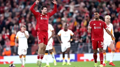 UEFA Şampiyonlar Ligi son 16 turunda Galatasaray, Liverpool deplasmanında ağır