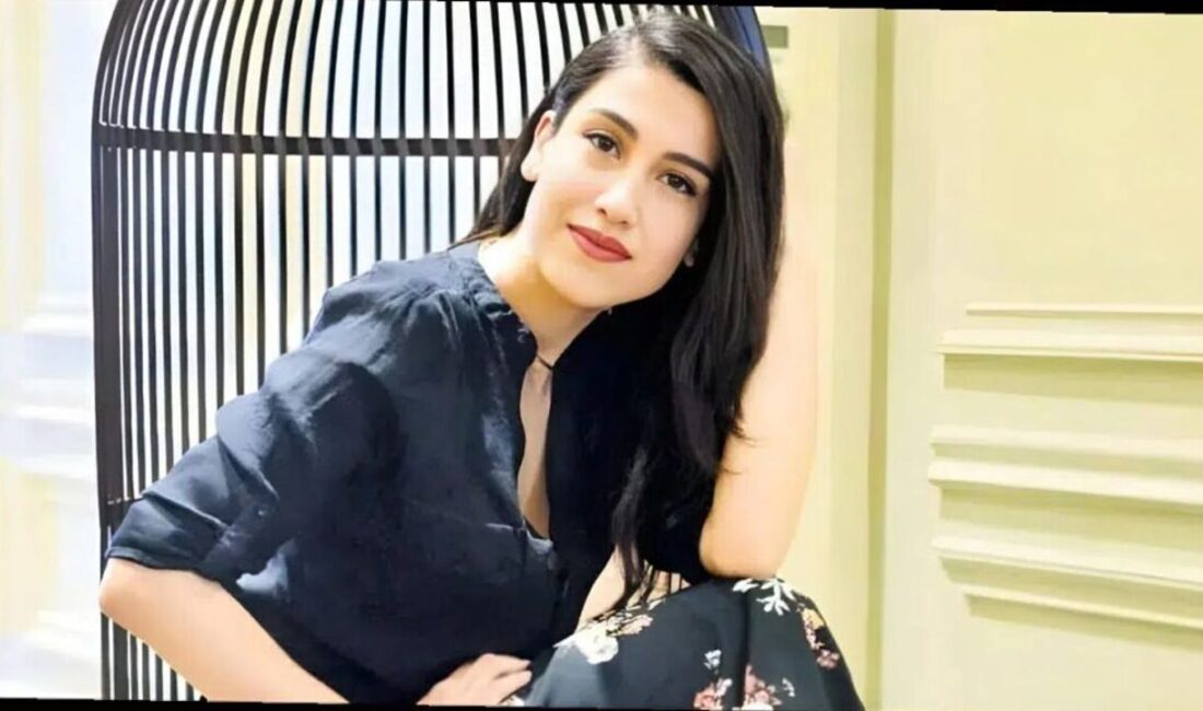 Televizyon ve tiyatro dünyasının dikkat çeken isimlerinden biri olan Neslihan