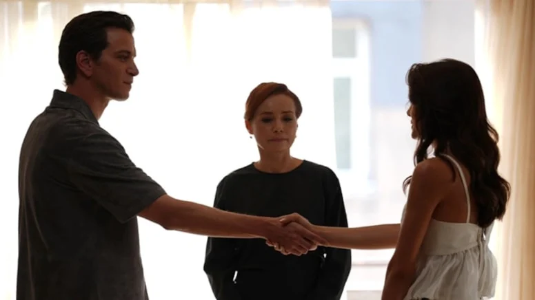 Özgü Namal, Selahattin Paşalı, Mehmet Günsür ve Hafsanur Sancaktutan’ı buluşturan