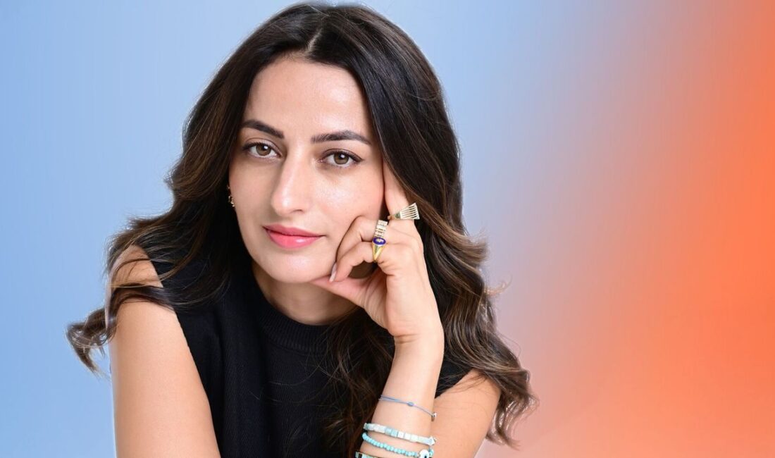 Türk televizyon ve sinema dünyasında kaleme aldığı projelerle adından söz