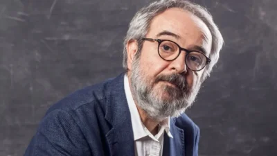 Türk televizyon ve tiyatro dünyasının saygın isimlerinden Şerif Erol, yeni