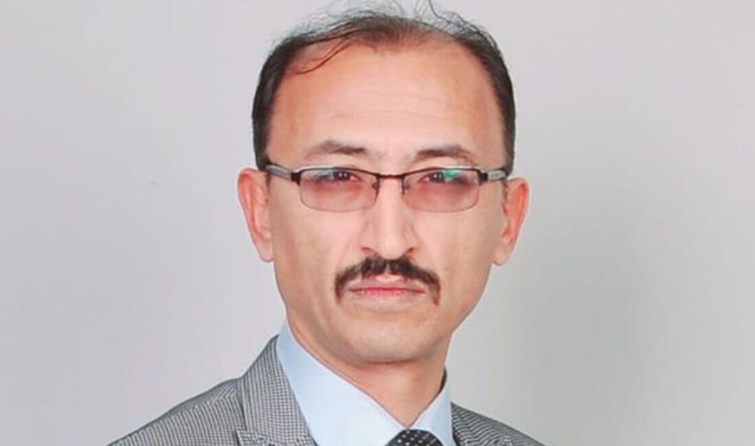 Türk siyasetinde son dönemde adından söz ettiren isimlerden biri olan