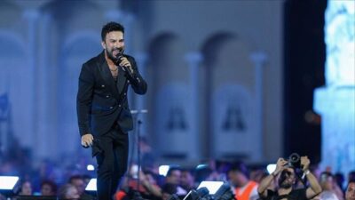 Megastar Tarkan, uzun bir aradan sonra İstanbul’da gerçekleştirdiği konser serisiyle
