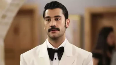 Türk televizyon ve sinema dünyasının dikkat çeken isimlerinden Uğur Güneş,