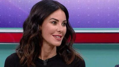 Türk sanat müziğinin hafızalara kazınan eserlerinden “Unutturamaz Seni Hiçbir Şey”,