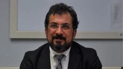 Türkiye’nin önde gelen üroloji uzmanlarından biri olarak gösterilen Prof. Dr.