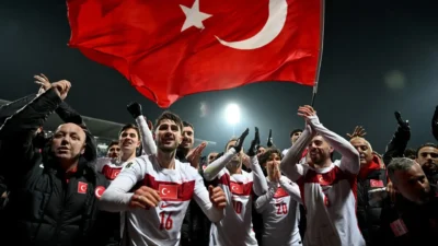 2026 Dünya Kupası’na 24 yıl aradan sonra katılma hakkı kazanan