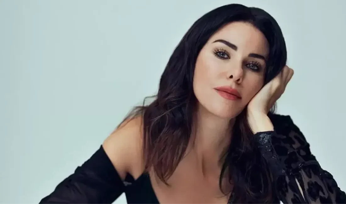 Televizyon dünyasının köklü isimlerinden Defne Samyeli, İzzet Çapa’nın sunumuyla ekranlara