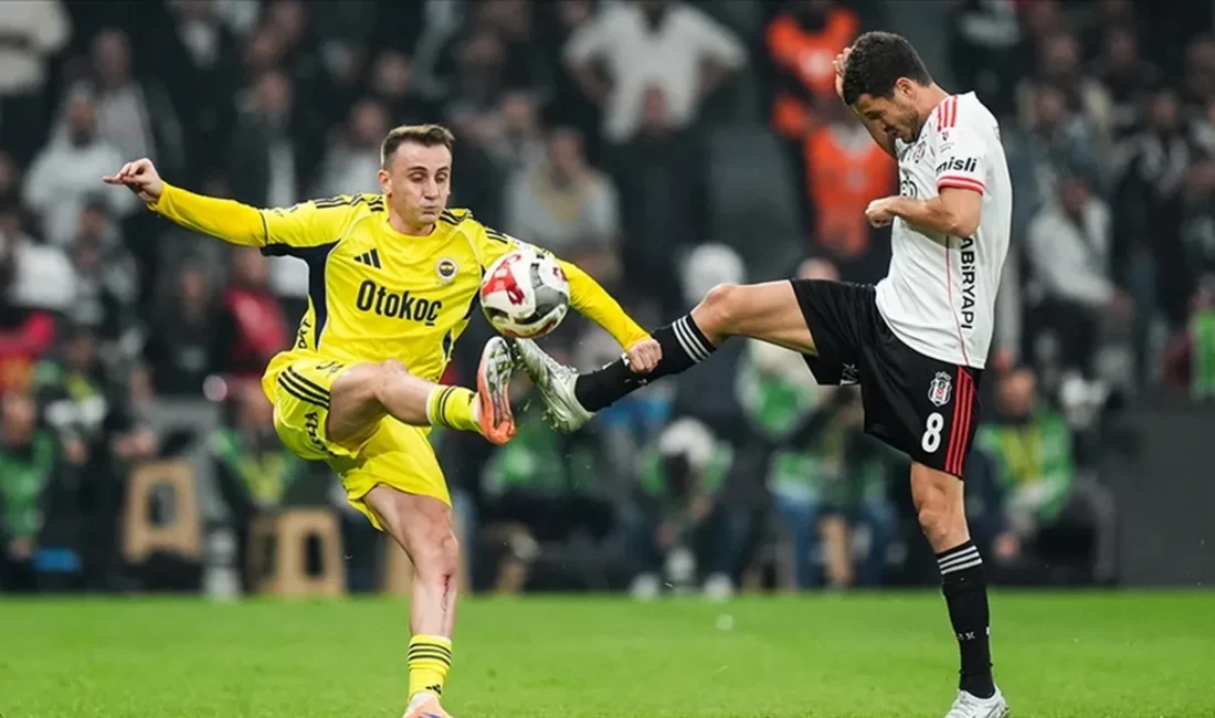 Süper Lig’de şampiyonluk yarışını doğrudan etkileyecek olan Fenerbahçe Beşiktaş derbisi
