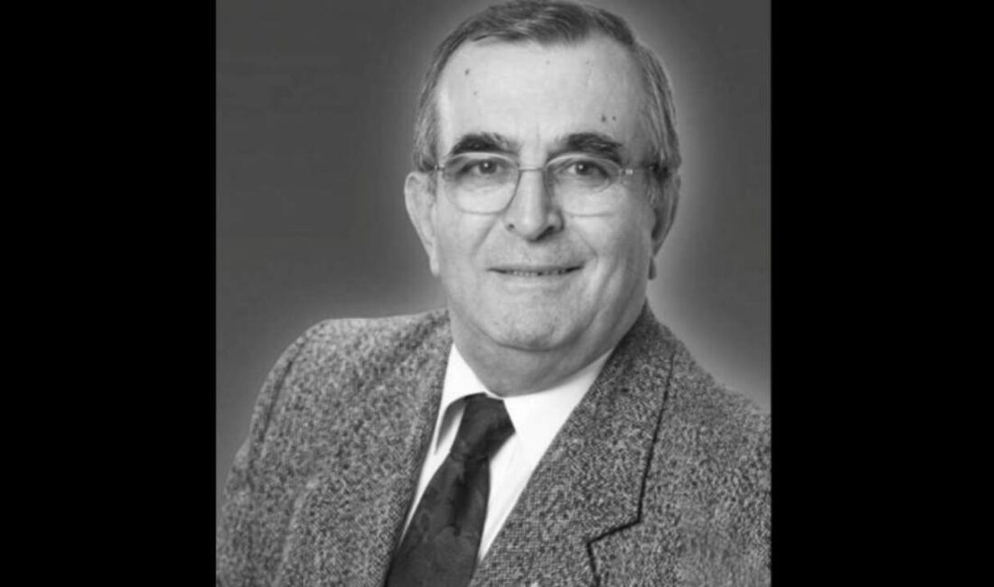 Lüleburgaz siyasetinin yakından tanıdığı isimlerden biri olan İBRAHİM TEZAN KİMDİR