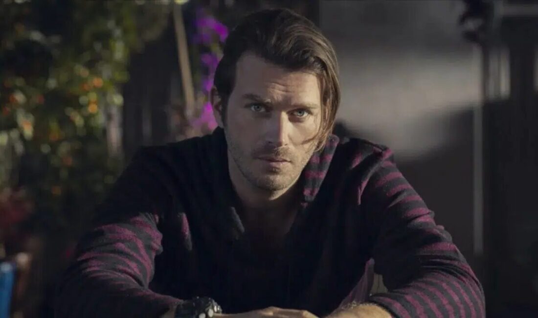 Televizyon dünyasında merakla beklenen projeler arasında yer alan Kıvanç Tatlıtuğ’un