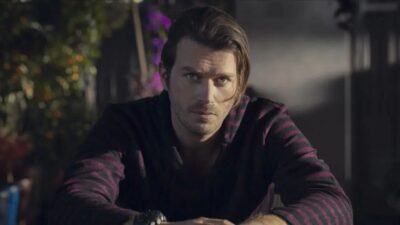 Televizyon dünyasında merakla beklenen projeler arasında yer alan Kıvanç Tatlıtuğ’un