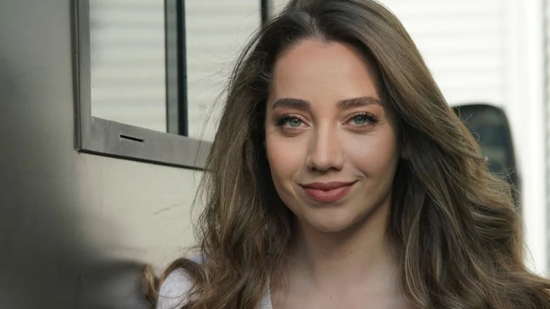 Türk televizyon dünyasının dikkat çeken isimlerinden Özge Özacar, Londra’da katıldığı