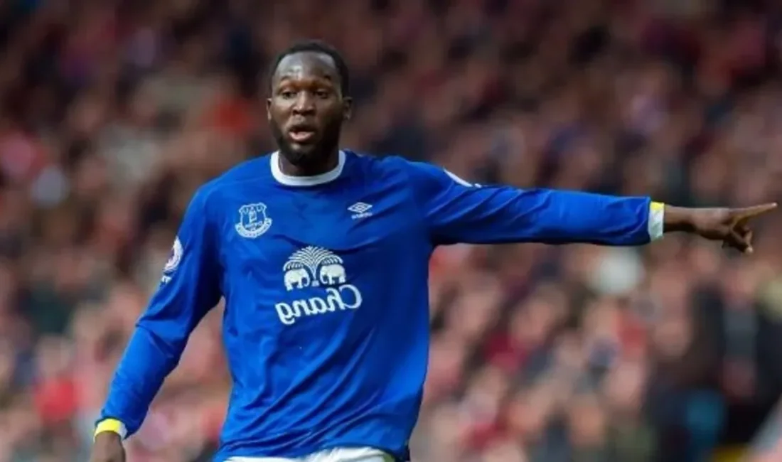 Napoli’de Victor Osimhen’in Galatasaray’a transferiyle başlayan hareketlilik, şimdi de Romelu