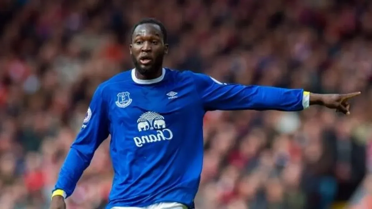 Napoli’de Victor Osimhen’in Galatasaray’a transferiyle başlayan hareketlilik, şimdi de Romelu