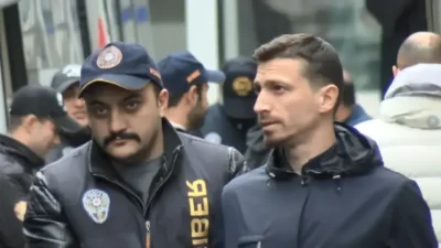 Fenerbahçe’nin tecrübeli futbolcusu Mert Hakan Yandaş hakkında gündeme gelen bahis
