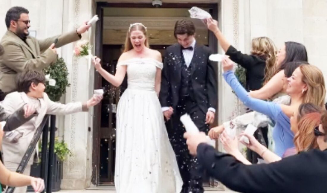 Bir dönem “Bodrum Masalı” dizisindeki performansıyla adından söz ettiren Serel