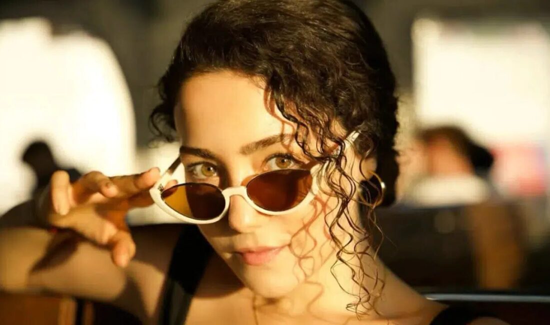 Star TV’nin perşembe akşamlarına damga vuran dizisi “Sevdiğim Sensin”, kadrosuna