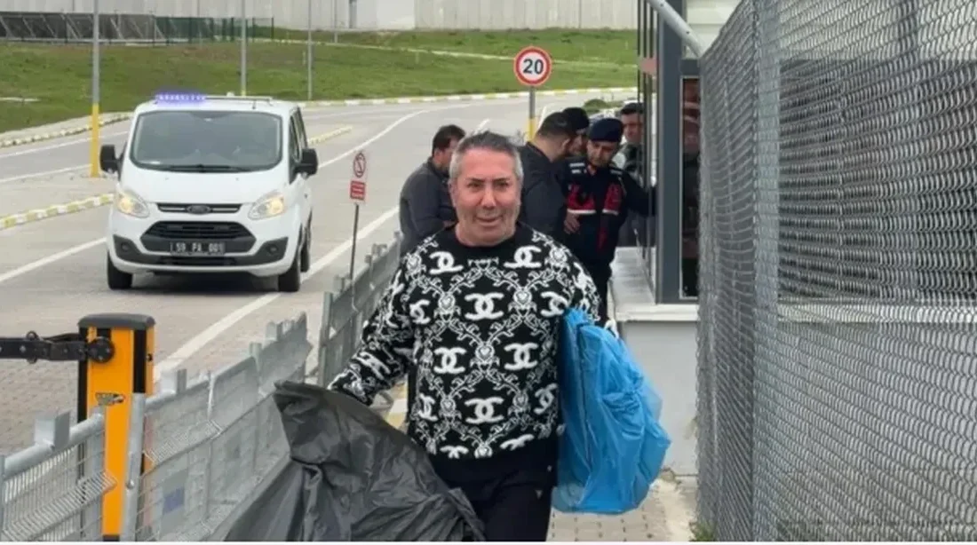 Sosyal medya fenomeni Murat Övüç, 20 Aralık 2025 tarihinde “halkı