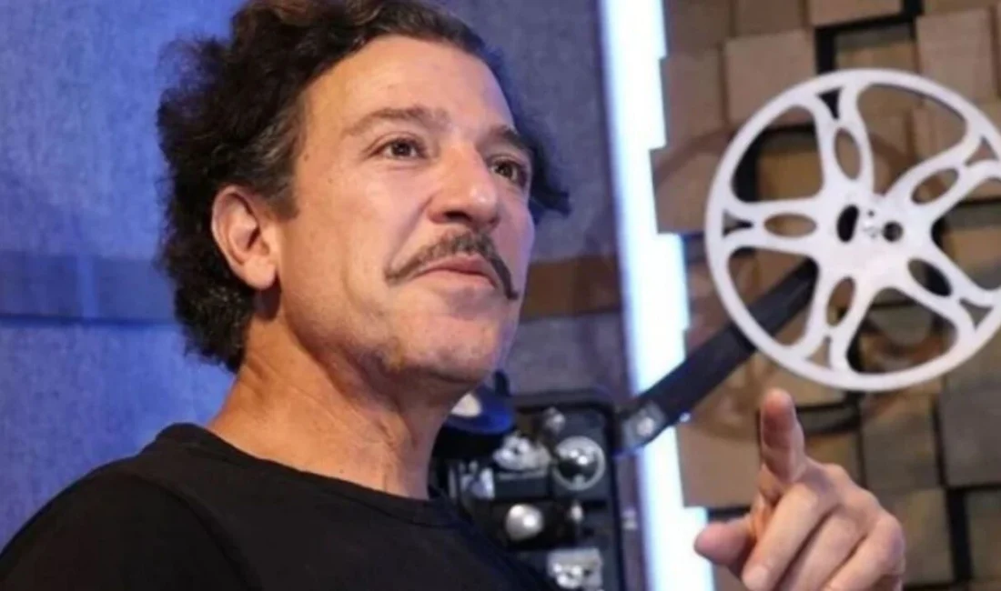 Türk sanat dünyasının köklü ailelerinden birine mensup olan Toprak Sergen,